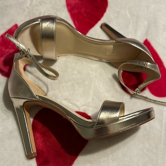 New Nine West Emmeri women’s Dress sandals color Gold size  9 - Picture 8 of 14